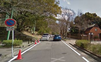 東山動物園周辺の路上駐車 正門