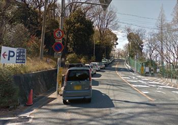 東山動物園周辺の路上駐車 上池門近く