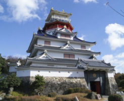 伊勢安土桃山城下街の安土城