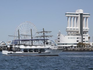 名古屋港ブルーボネットの水上バス