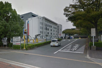 タイムズ浜松市役所本庁舎の入口