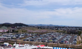 かかみがはら航空宇宙博物館の駐車場