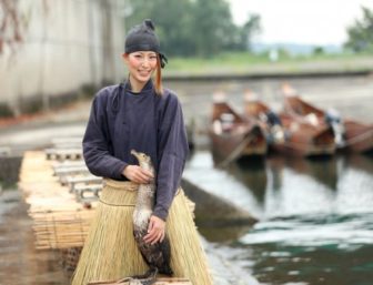 女性鵜匠の稲山琴美さん