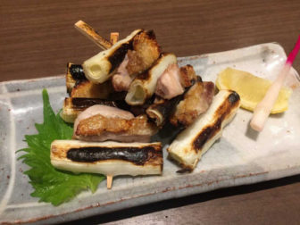 山本屋本店の名古屋コーチンネギマ2串