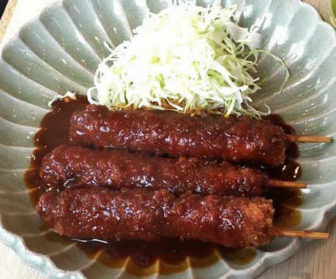 矢場とん名古屋駅名鉄店のロース串かつ