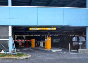 師崎の立体駐車場01