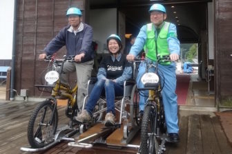 おくひだ2号(車いす特等席車両)