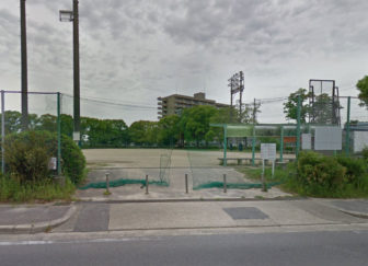 明神橋公園駐車場の入口