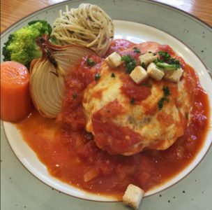 トマトソースチーズハンバーグ