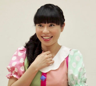第5代身体表現のお姉さん「りさお姉さん」