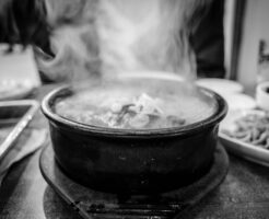 子どもと食べる鍋レシピ｜取り分けしやすい味付けと具材の切り方